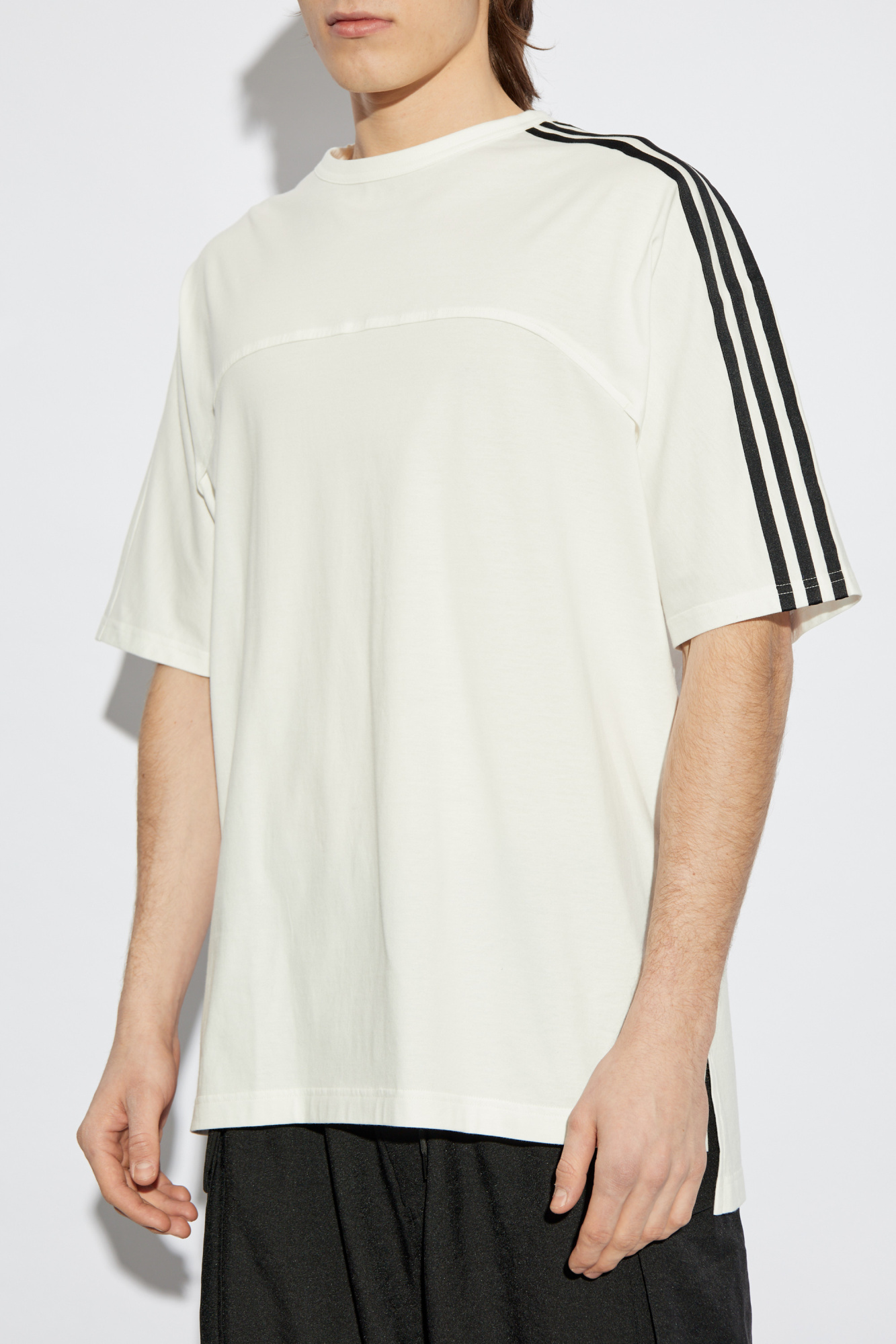 Tシャツ・カットソー Y-3 Men T-shirt White 1 JM7845 WHITE Y-3 logo-print T-shirt | White | FARFETCH